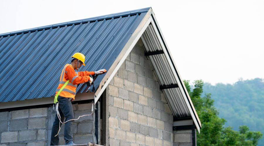Professional Flat Roofing Installation in Anderson, AK